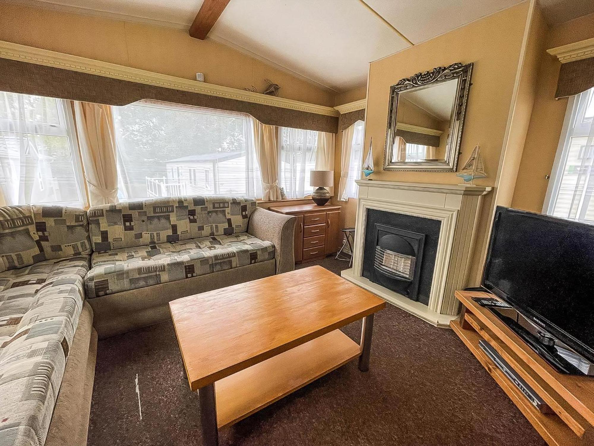 Superb Caravan By The Seaside In Kessingland, Suffolk Ref 90040Sg Benacre Exterior foto